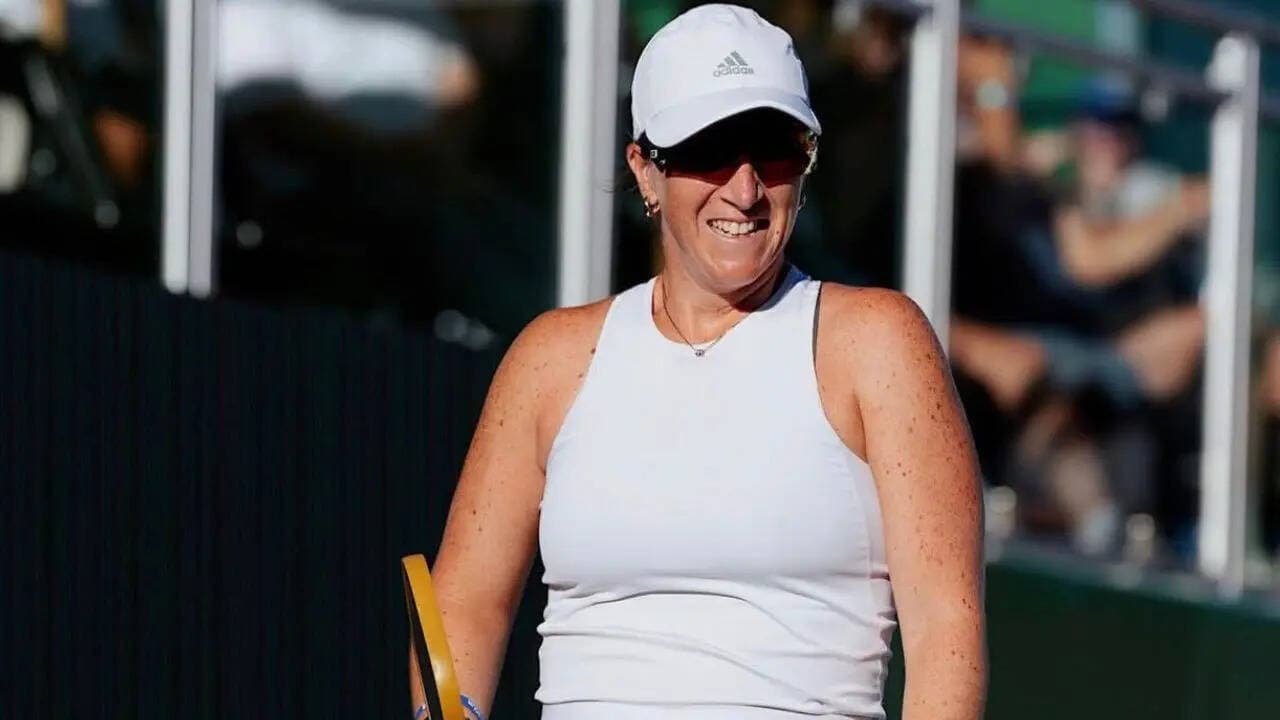 25th-Seed Mari Humberg Upsets No. 3 Kaitlyn Christian, Reaches Round of 16