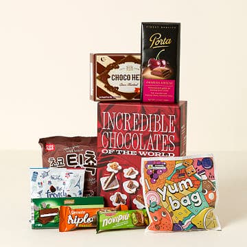 Uncommon Goods Curates Hundreds of Unique Valentine's Gifts for 2026