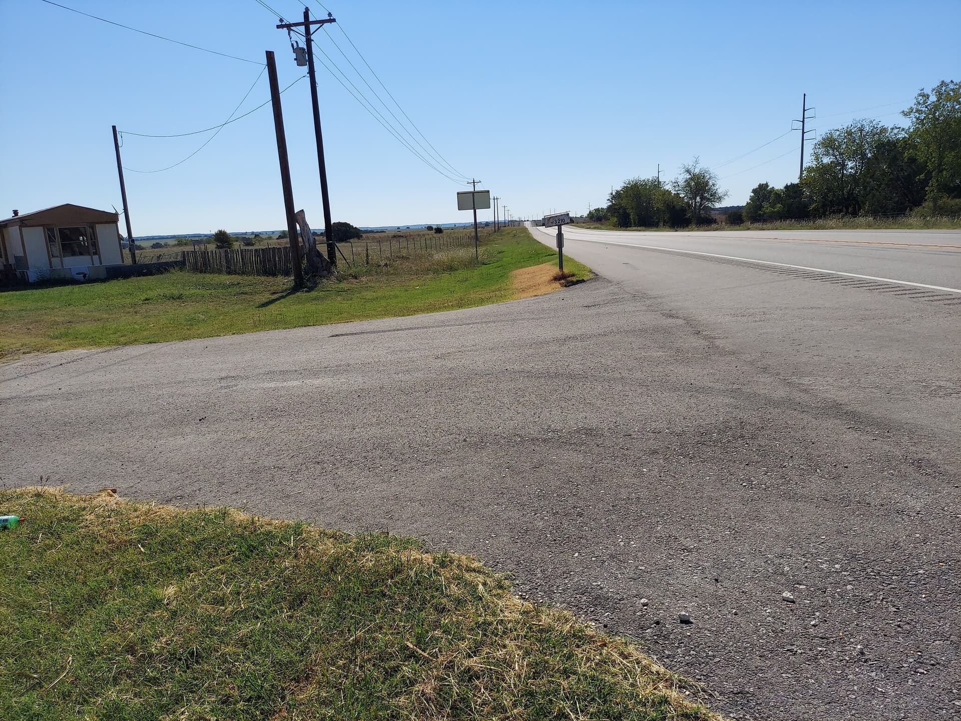 Gas line strike triggers evacuation, road closure in Gatesville