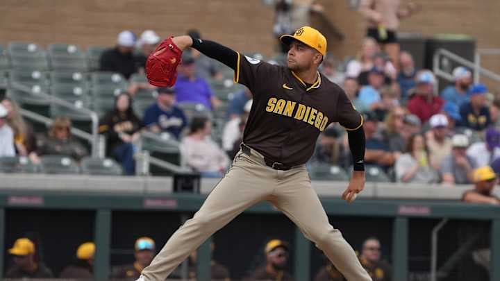 Padres Trim Roster to 67, Reassign Five Pitchers to Minors