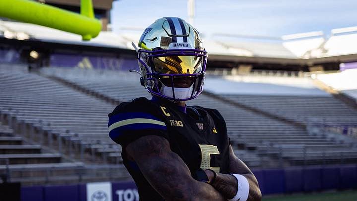 Christian Moss, Sixth-Year Wide Receiver, Commits to Washington With Immediate Eligibility