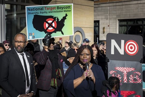 Teachers union calls for Target boycott over ICE stance