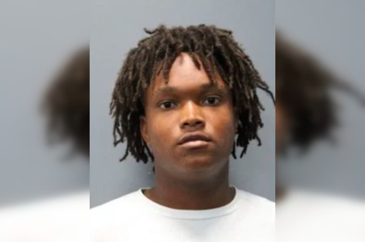 Middletown High School Custodian Resigns After Weapons Charge on Campus