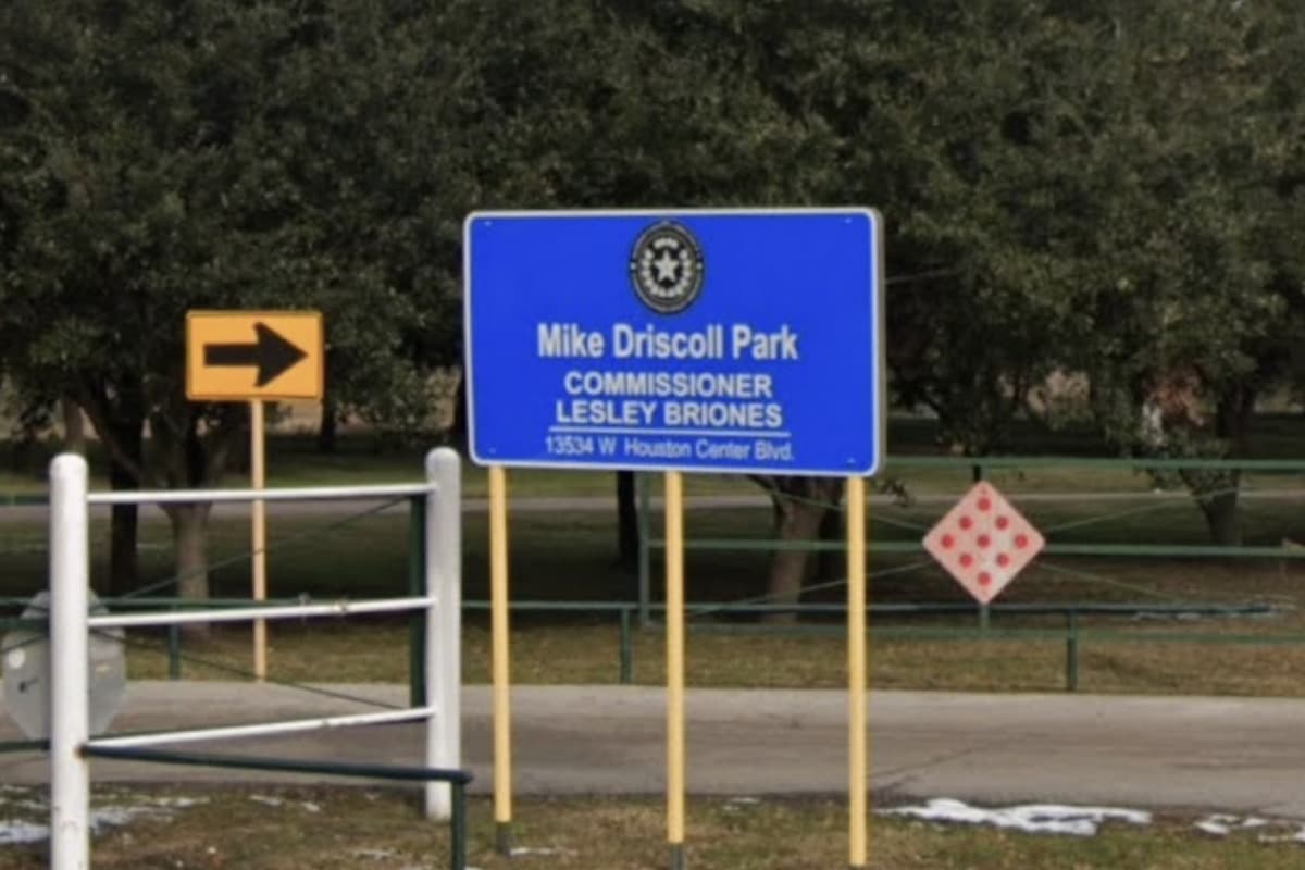 Harris County deputies seek suspect in park indecent exposure cases
