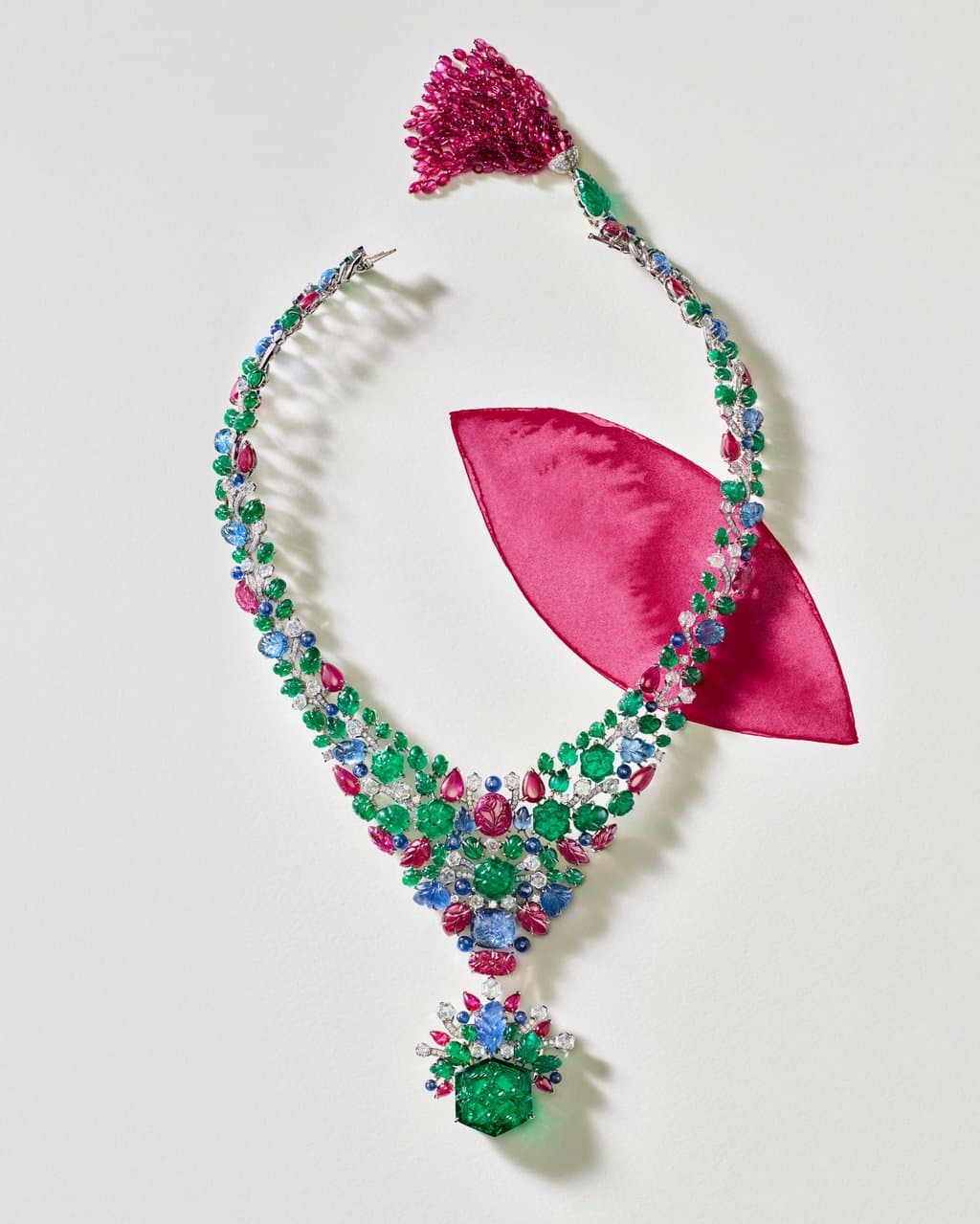 Cartier unveils gemstone-first Le Chœur des Pierres in Saint-Tropez
