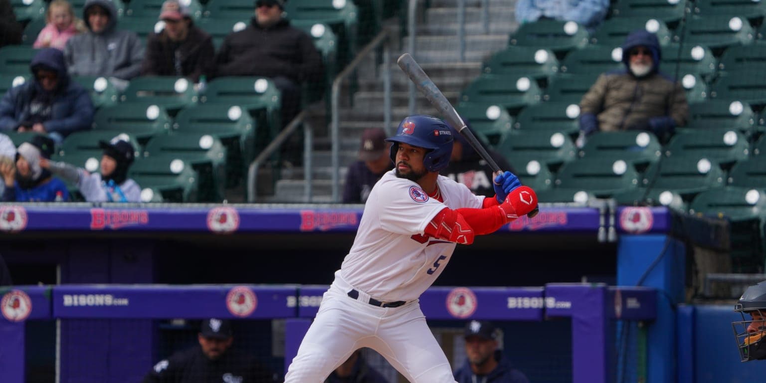 Bisons beat Worcester 7-2, earn first three-game winning streak