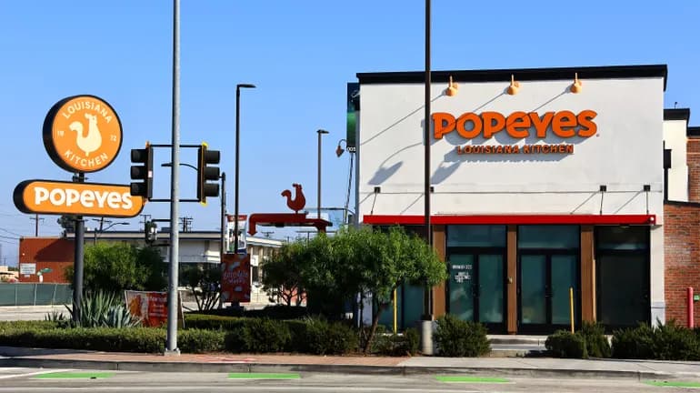 Popeyes dodges fingerprint lawsuit, but biometric clock-in risk remains
