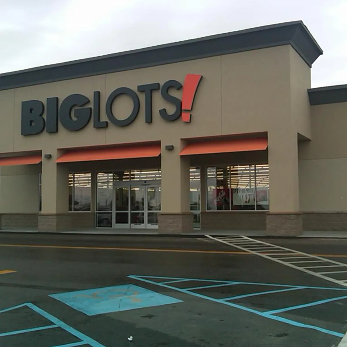 Big Lots workers may be owed pay for short breaks, DOL says