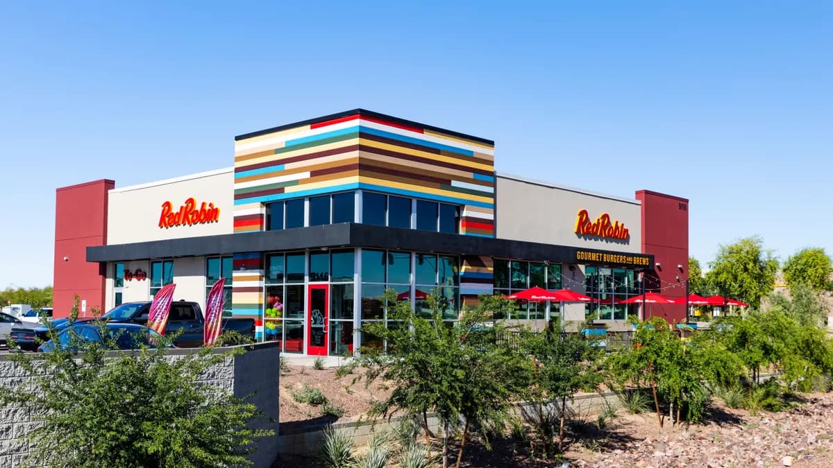 Pizza Hut faces uneven restaurant market as casual dining rebounds
