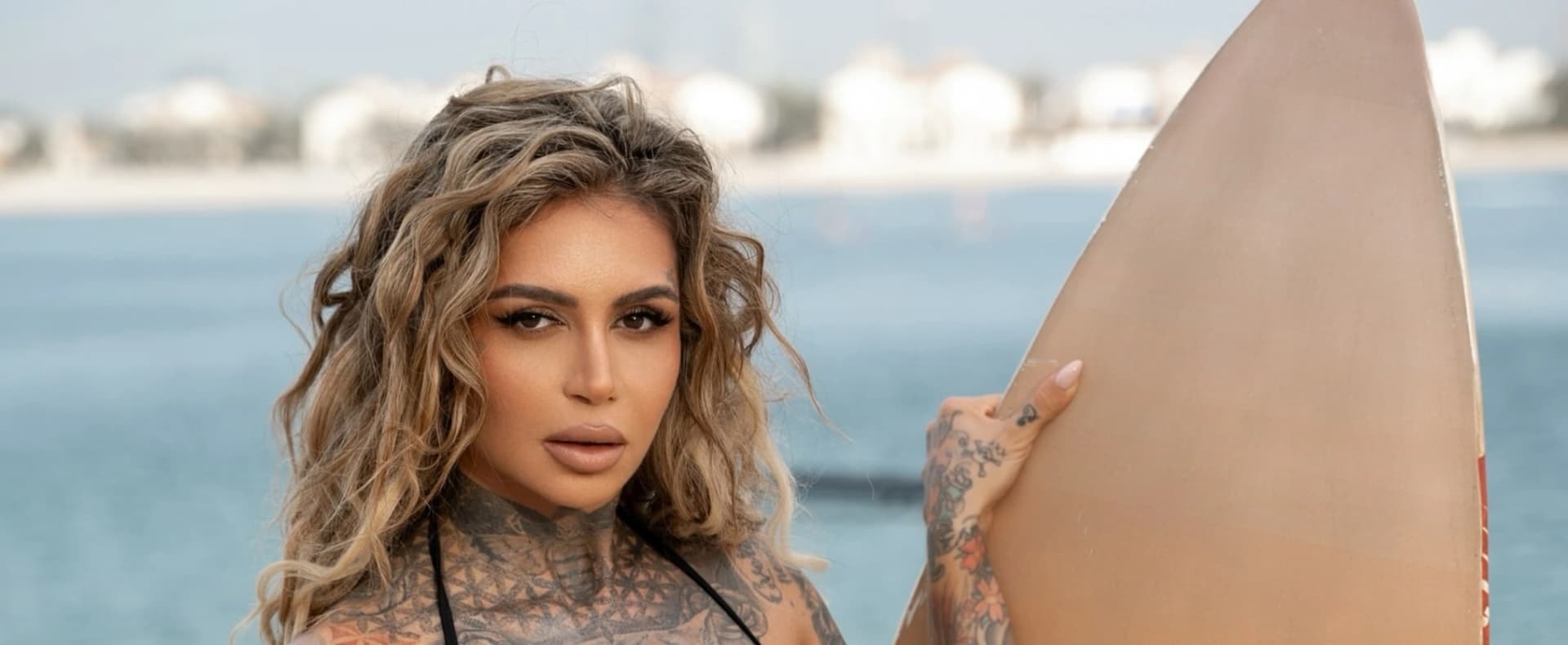 Mina Mendes’ tattoos define her identity across modeling, esports, streaming