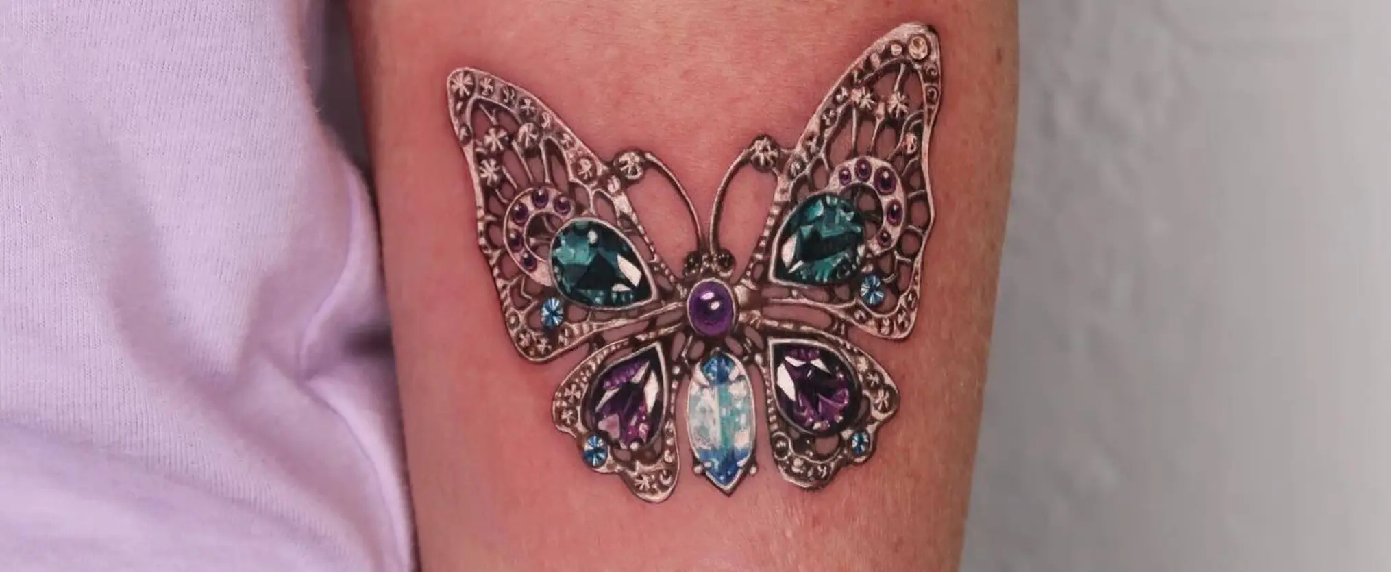 Jewelry tattoos turn skin into permanent geometric accessories