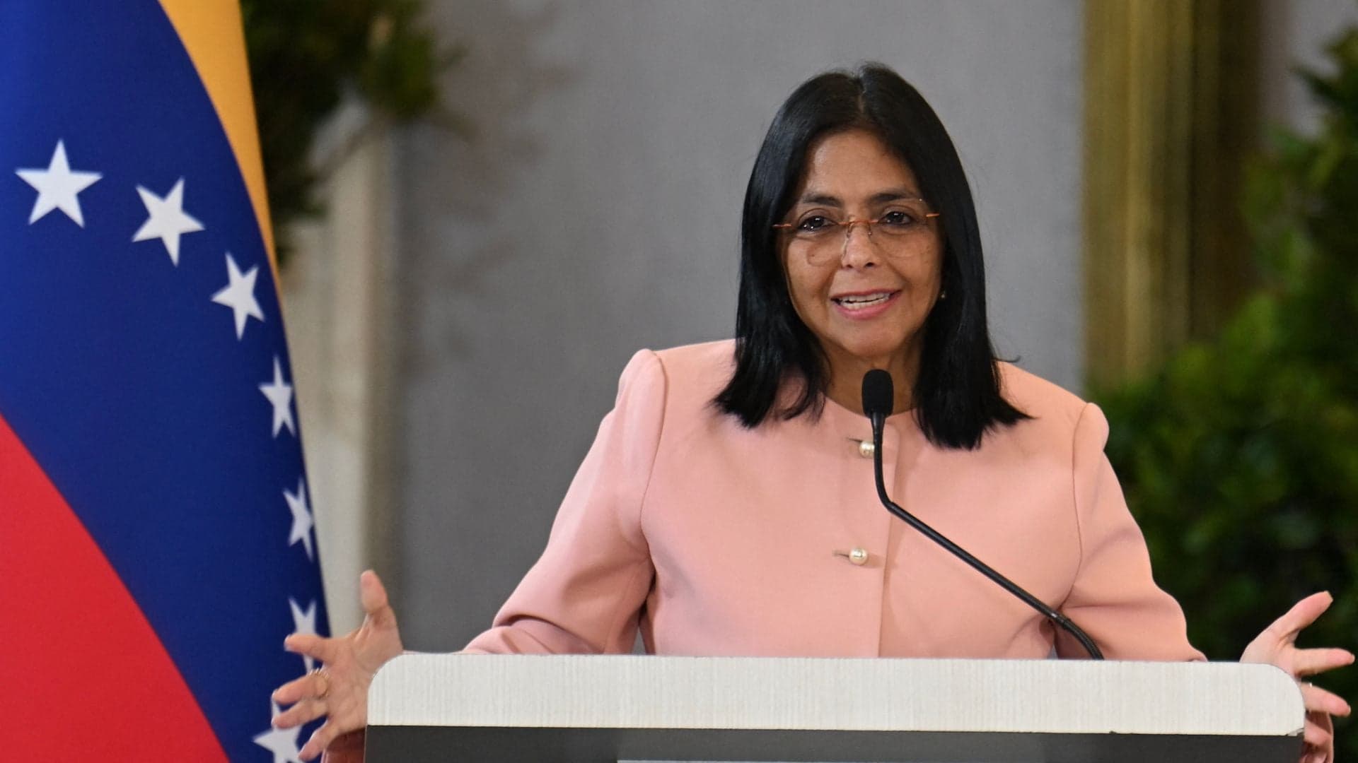 Venezuela quake devastation turns into political test for Delcy Rodríguez