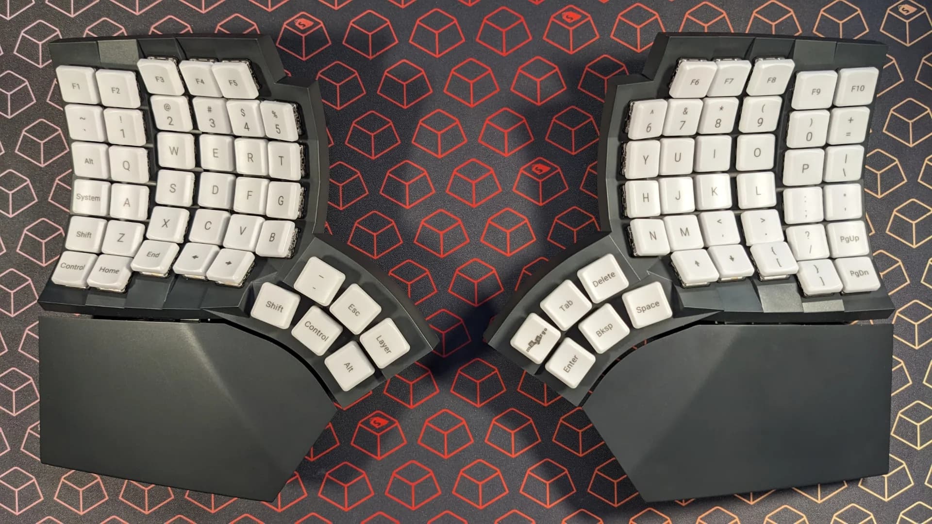 RTINGS names MoErgo Glove80 its top ergonomic keyboard pick