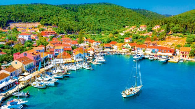 Mediterranean cruiser guide, choosing a used yacht for comfort and ease