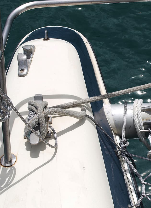 Failsafe mooring pickup method for single-handed and short-handed sailors