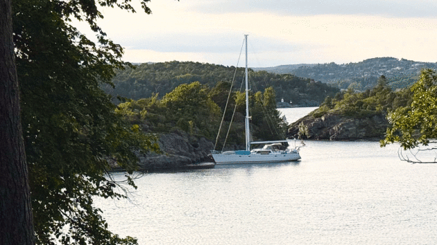 Norway cruising, anchoring lessons and a mainsail repair at anchor