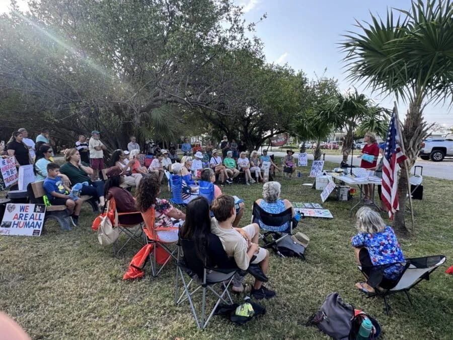 Marathon rally backs immigrant community after border patrol incident
