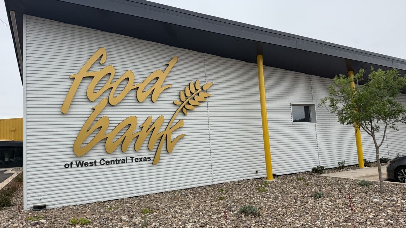 Expanded Abilene food bank adds volunteer hub, mobile pantry, community space