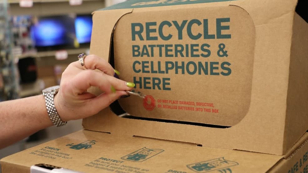 Oregon Bans Trash Disposal of Batteries, Creates Statewide Recycling Program