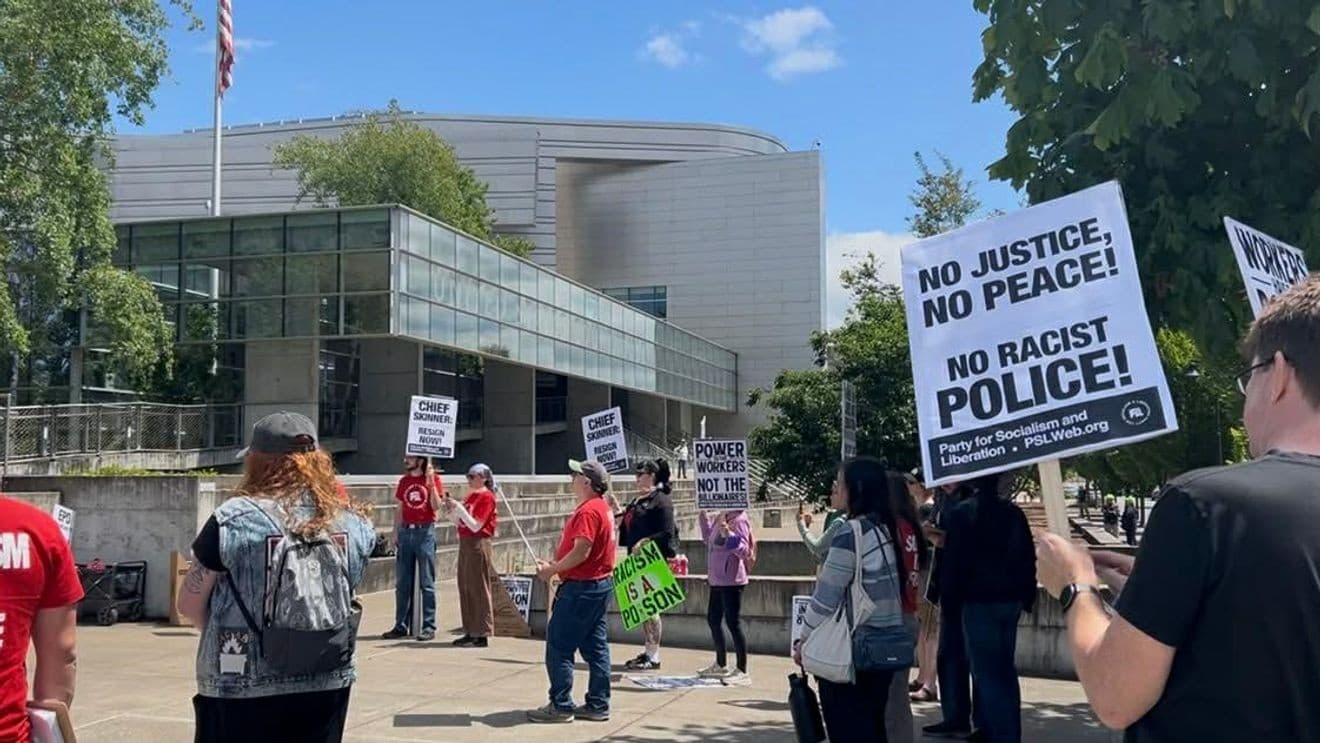 Protest at Eugene courthouse calls for police chief's removal