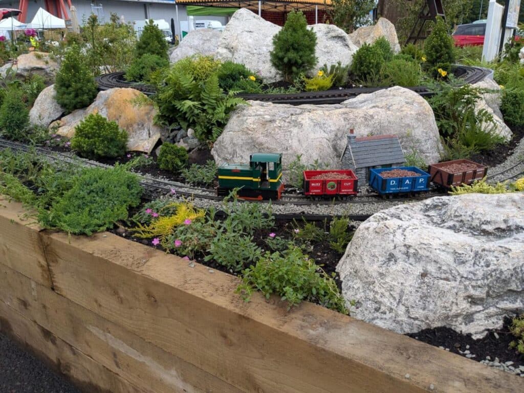 BBC Gardeners' World Live gold medal garden railway tour