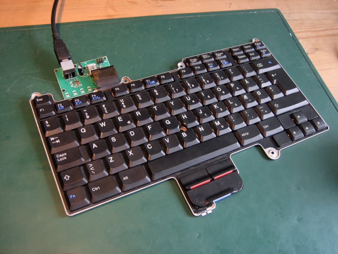 1984 Nintendo Famicom Keyboard Reborn as a Modern USB Input Device
