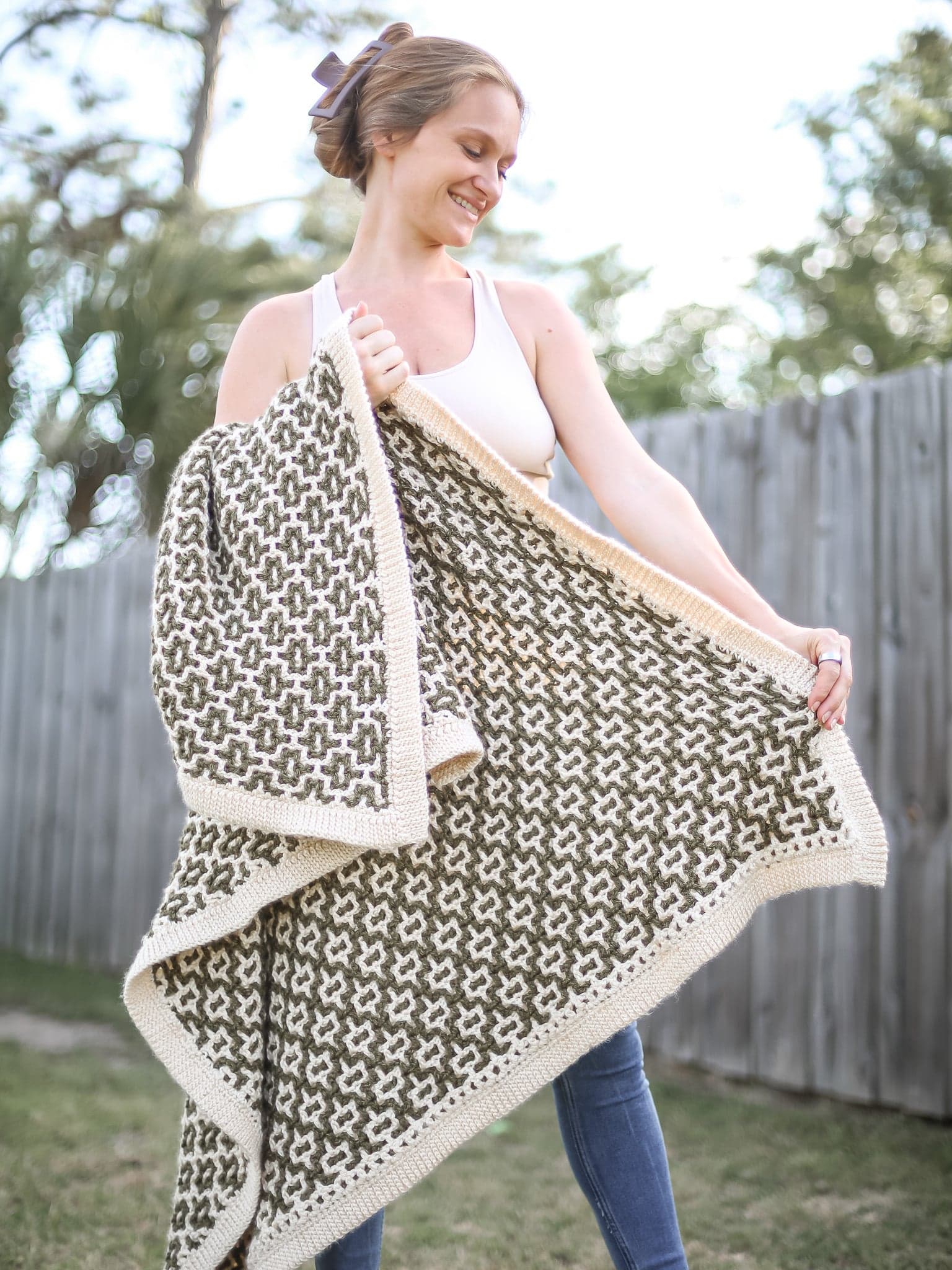 Double-Sided Interlocking Crochet Blanket Pattern Creates Two Distinct Reversible Designs