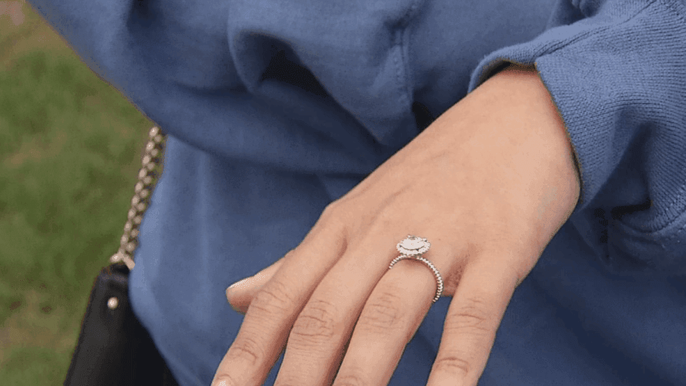 Canadian tribunal orders woman to repay engagement ring's full value