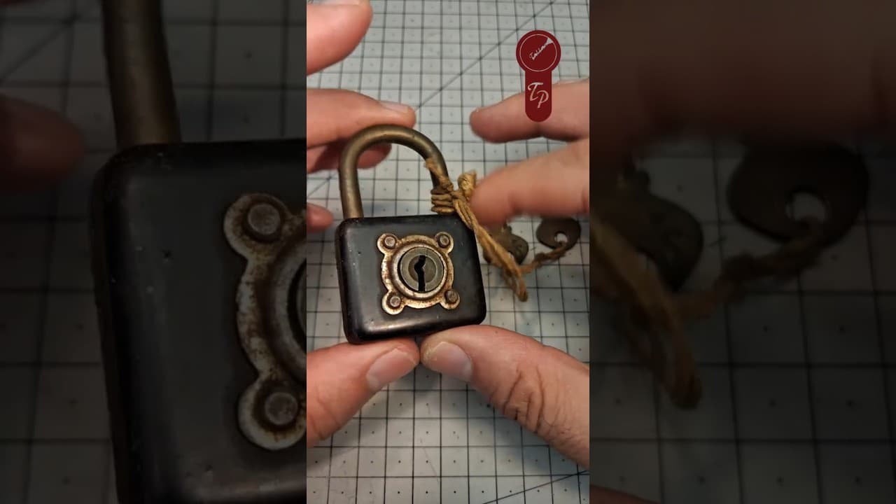 LockLab showcases a vintage 1960s RGM 402 padlock for lockpicking