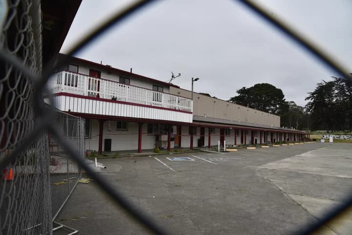 Wrongful death suit filed after two Lamplighter Inn deaths in same room
