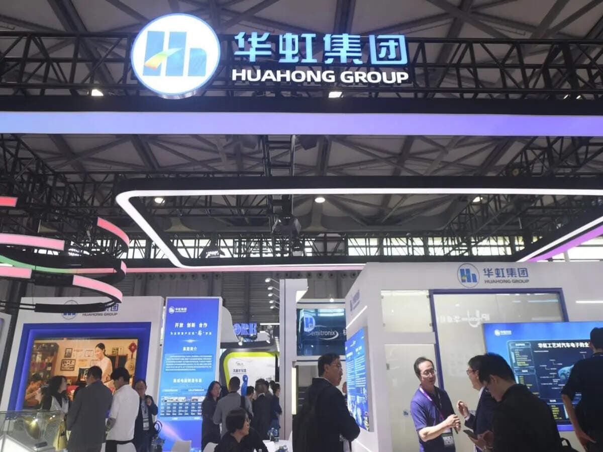 U.S. orders chip tool makers to halt shipments to Hua Hong, Huali