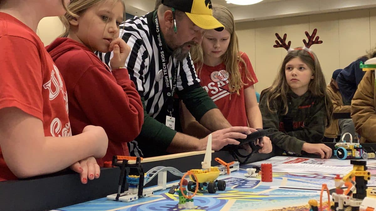 Regional Youth Robotics Tournament Draws Teams to Bemidji, Boosts STEM