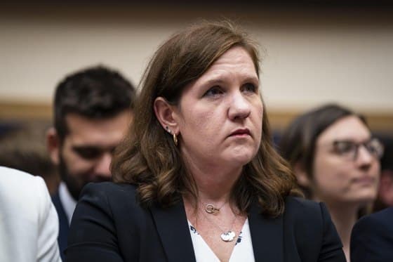 Supreme Court lets Trump fire FTC commissioner, weakens agency independence