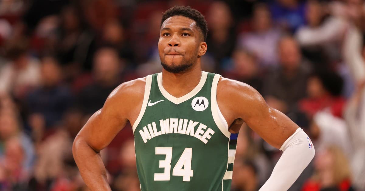 Bucks reportedly trade Giannis Antetokounmpo to Heat in blockbuster deal