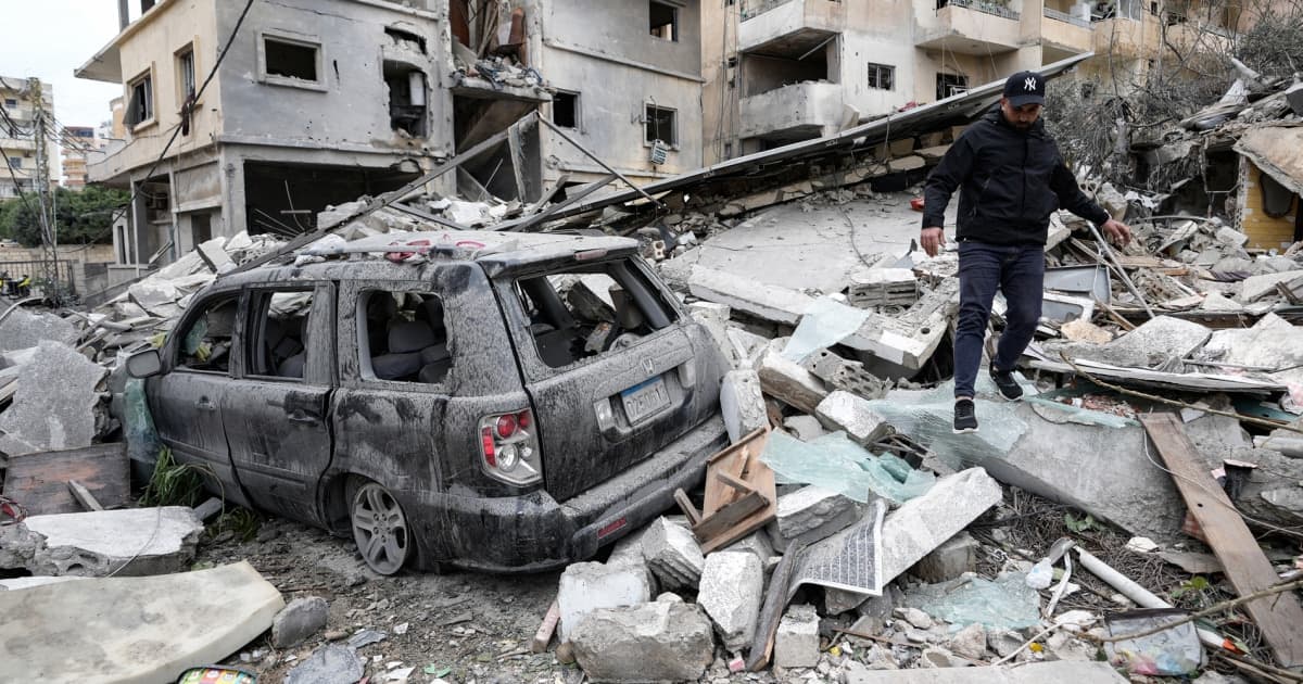 Netanyahu Vows to Expand Israel's Military Offensive in Southern Lebanon