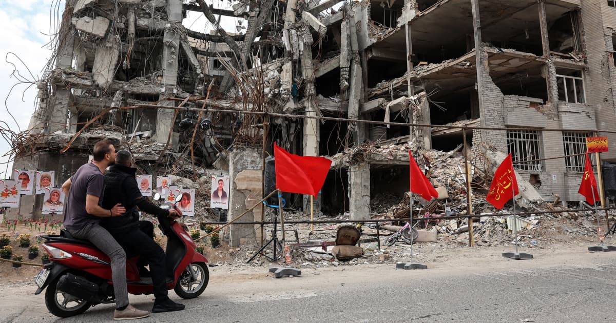 Senate Republicans Reject Bid to Limit Trump’s Iran War Powers