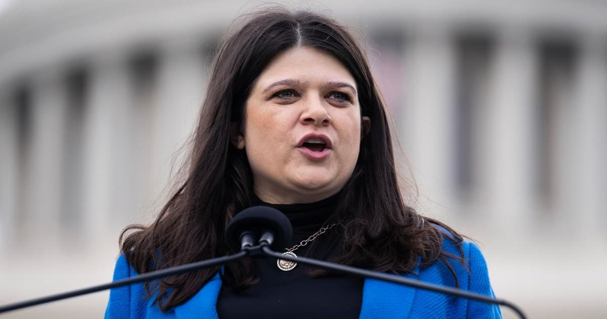 Stevens draws attention with mixed filibuster remarks in Michigan Senate debate