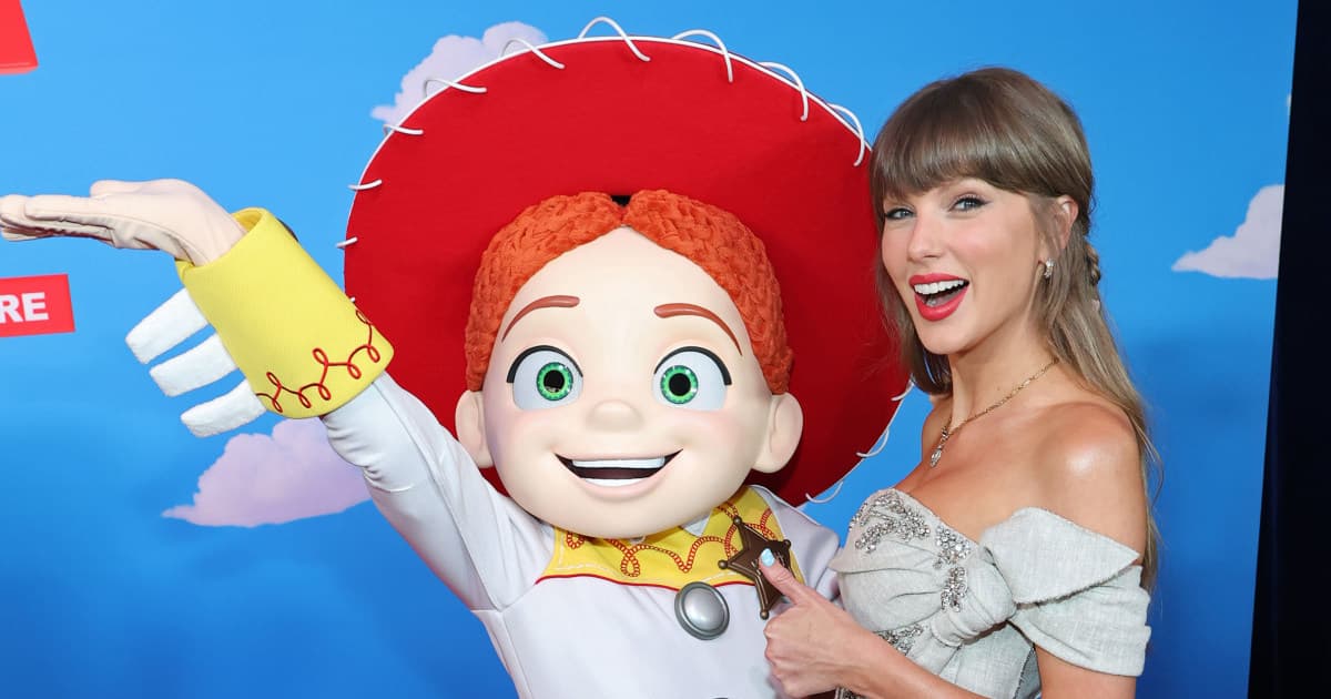 Taylor Swift surprises Toy Story 5 premiere with new song