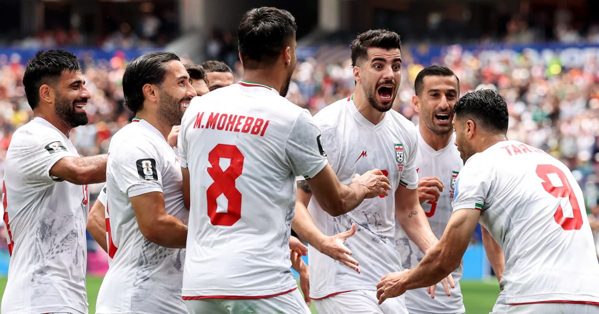 Iran eyes first World Cup knockout berth amid travel turmoil