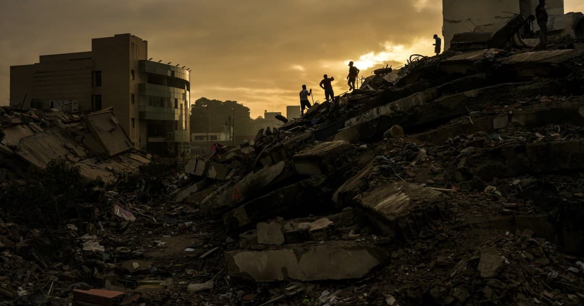 Earthquake hits Venezuelan deportees housed in La Guaira hotel