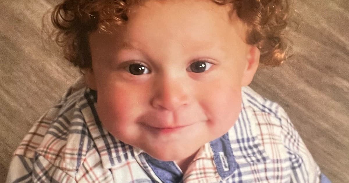 Arizona toddler declared dead found breathing in hospital morgue