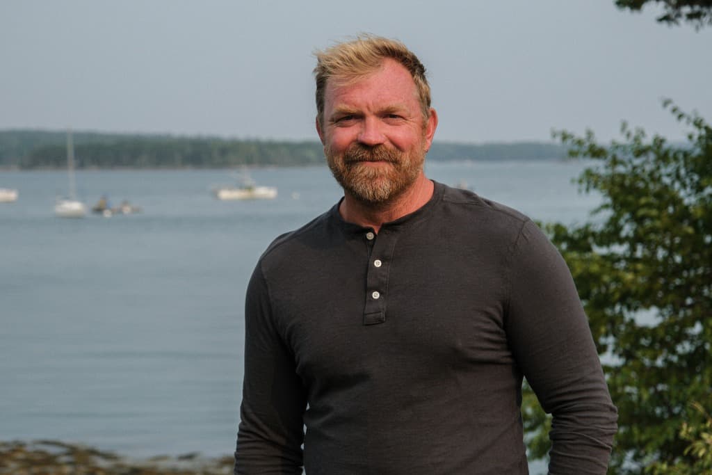 Maine Senate hopeful tests whether voters will forgive a rough-edged populist