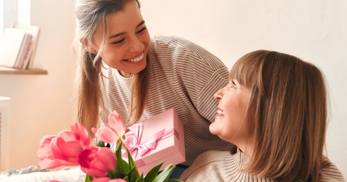 33 Mother’s Day Gift Picks, Personalized, Beauty, Home, and Splurge Ideas