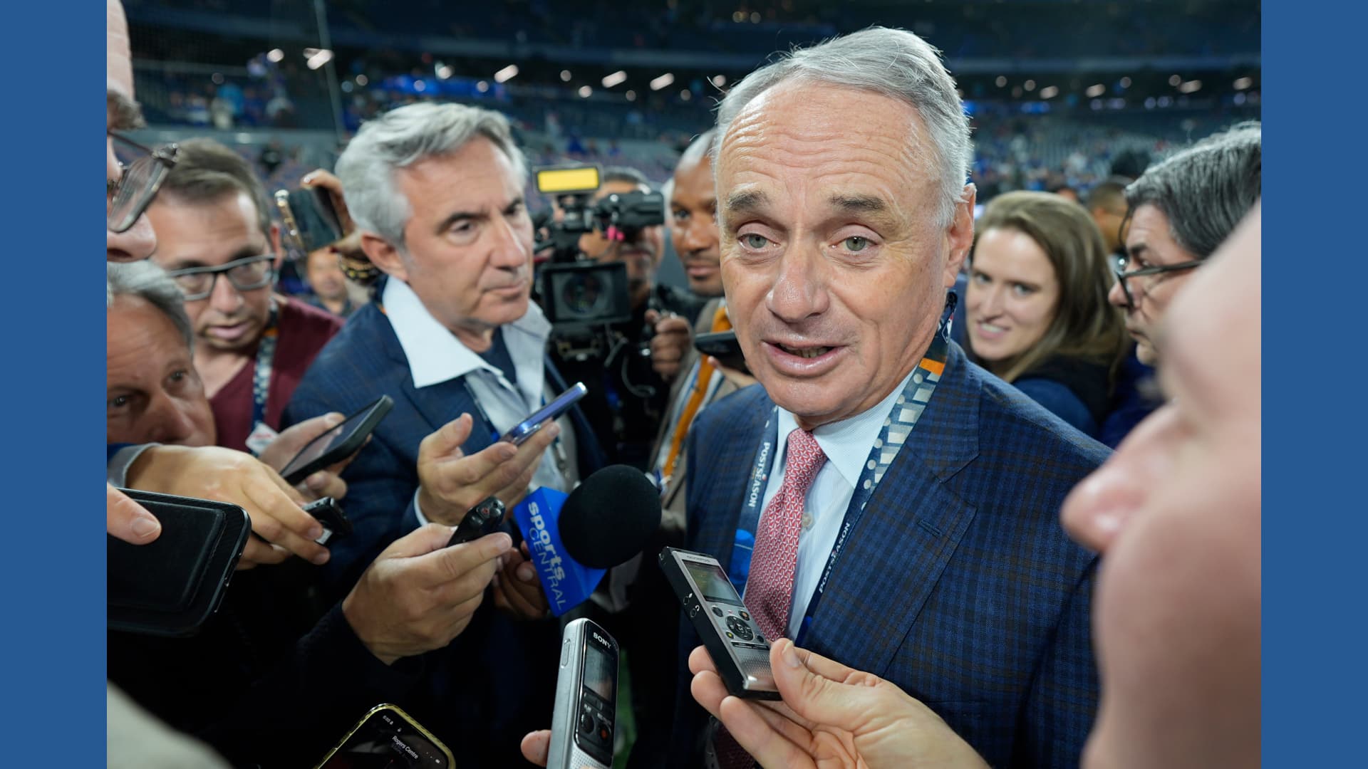 Major League Baseball Will Turn Over Records to Senate, Commissioner Says