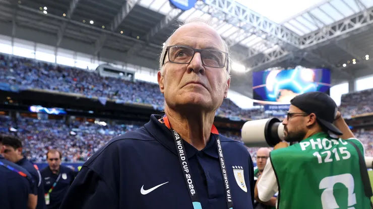 Uruguay left on brink after Bielsa admits loss of control