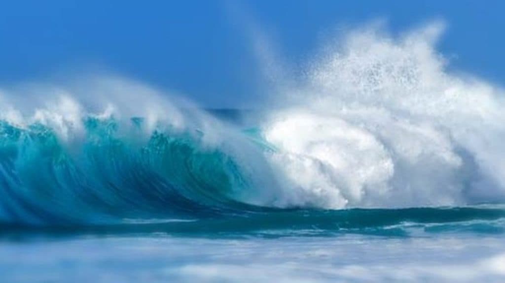 High Surf and Wind Advisories Impact East-Facing Kauai Shores Through Tuesday