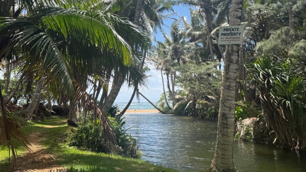 Kauai County moves to secure Aliomanu beach access easement