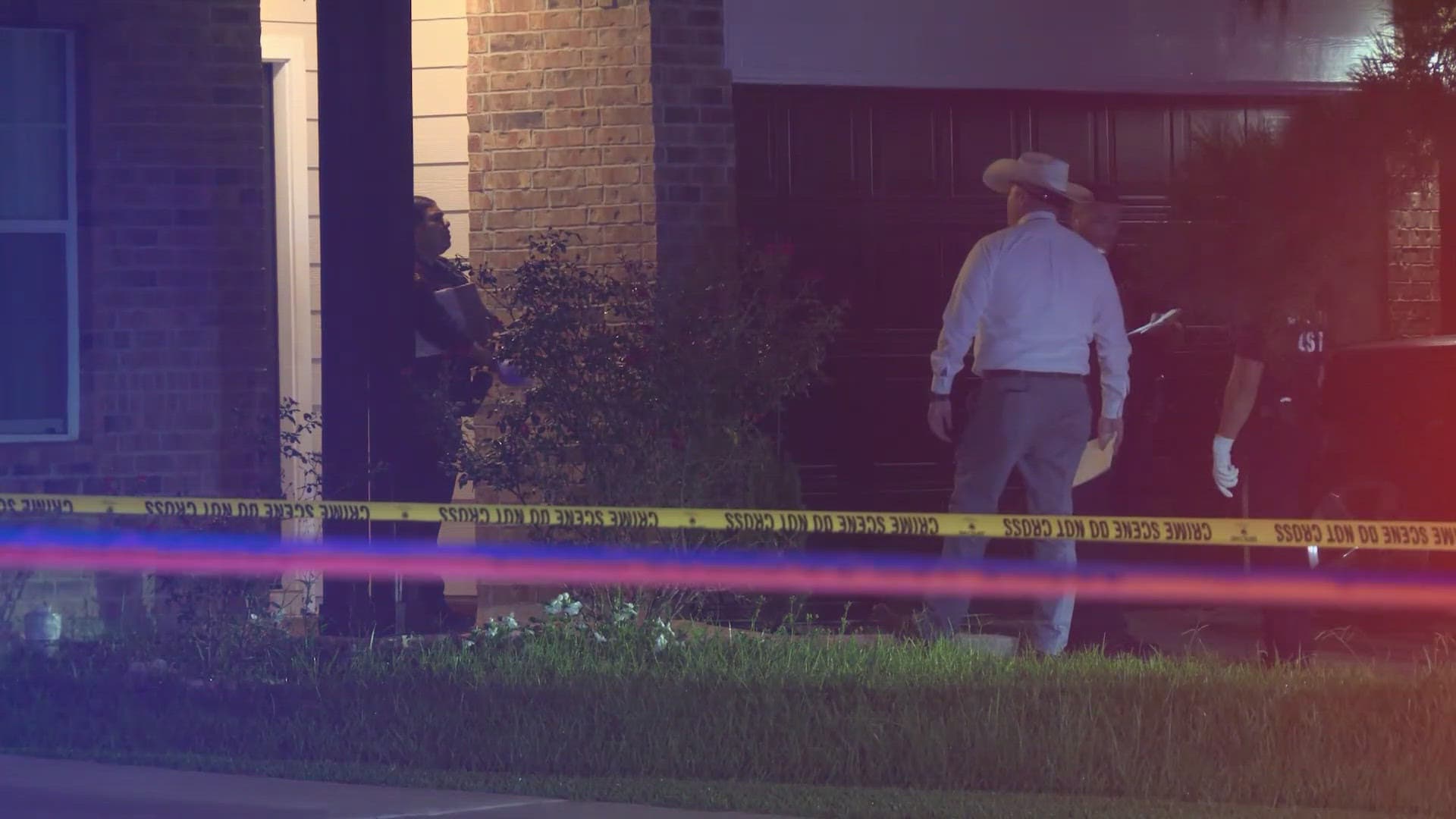 Man in his 20s fatally shot in northeast Harris County vehicle