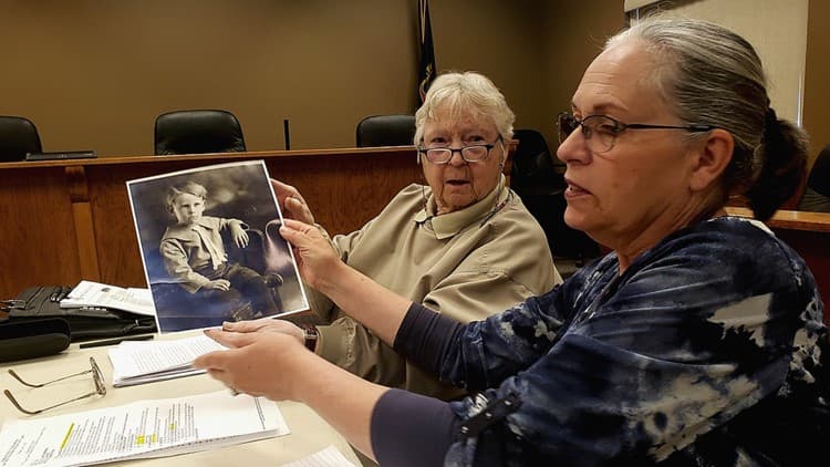 Hayden City Hall hosts signing for new local history book Volume I
