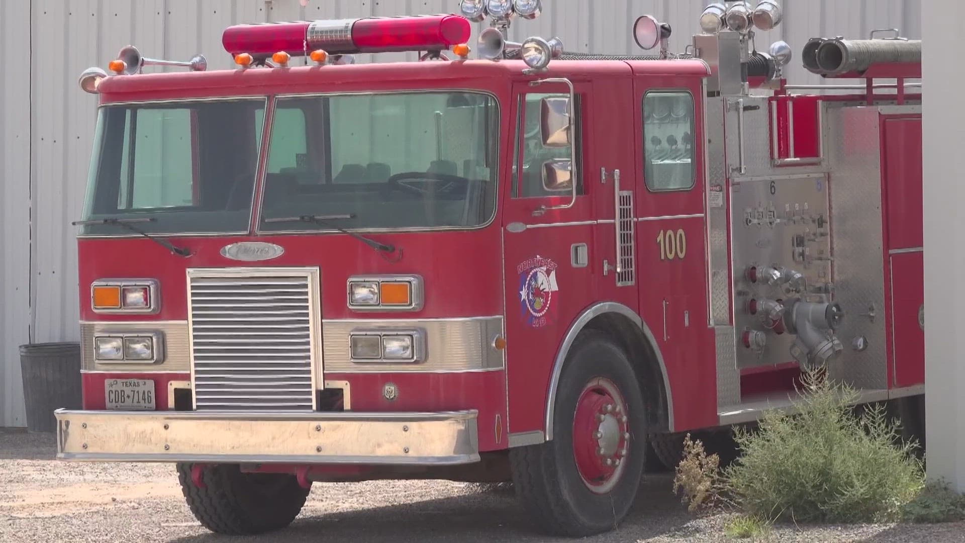 Texas County accepts $1,000 donation for fire truck repairs